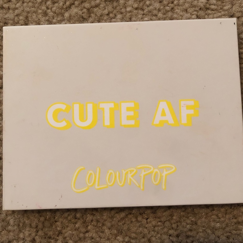 🍀 Colourpop cute AF palette